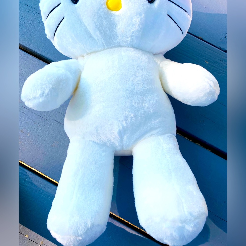 Fluffy hello Kitty Build -A-Bear Excellent condition. - Picture 9 of 13
